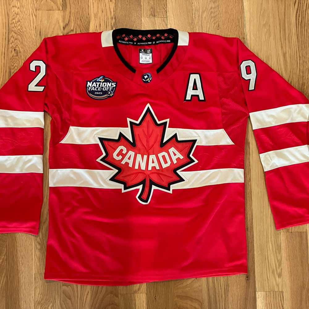 4 Nations Team Canada Nathan MacKinnon Jersey